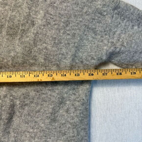 Banana Republic Women’s Gray Cardigan with Italian Yarn Filpucci - Picture 6 of 10